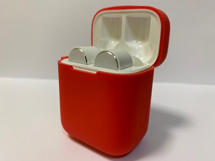 Силиконовый чехол для беспроводных наушников Xiaomi AirDots Pro (Red) Красный