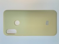 Силиконовая накладка с логотипом Mi для Xiaomi Mi A2 lite/6 pro (золотая)