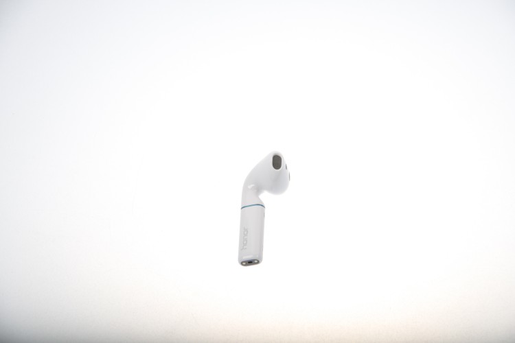 Правый наушник Honor Flypods White (Белый)